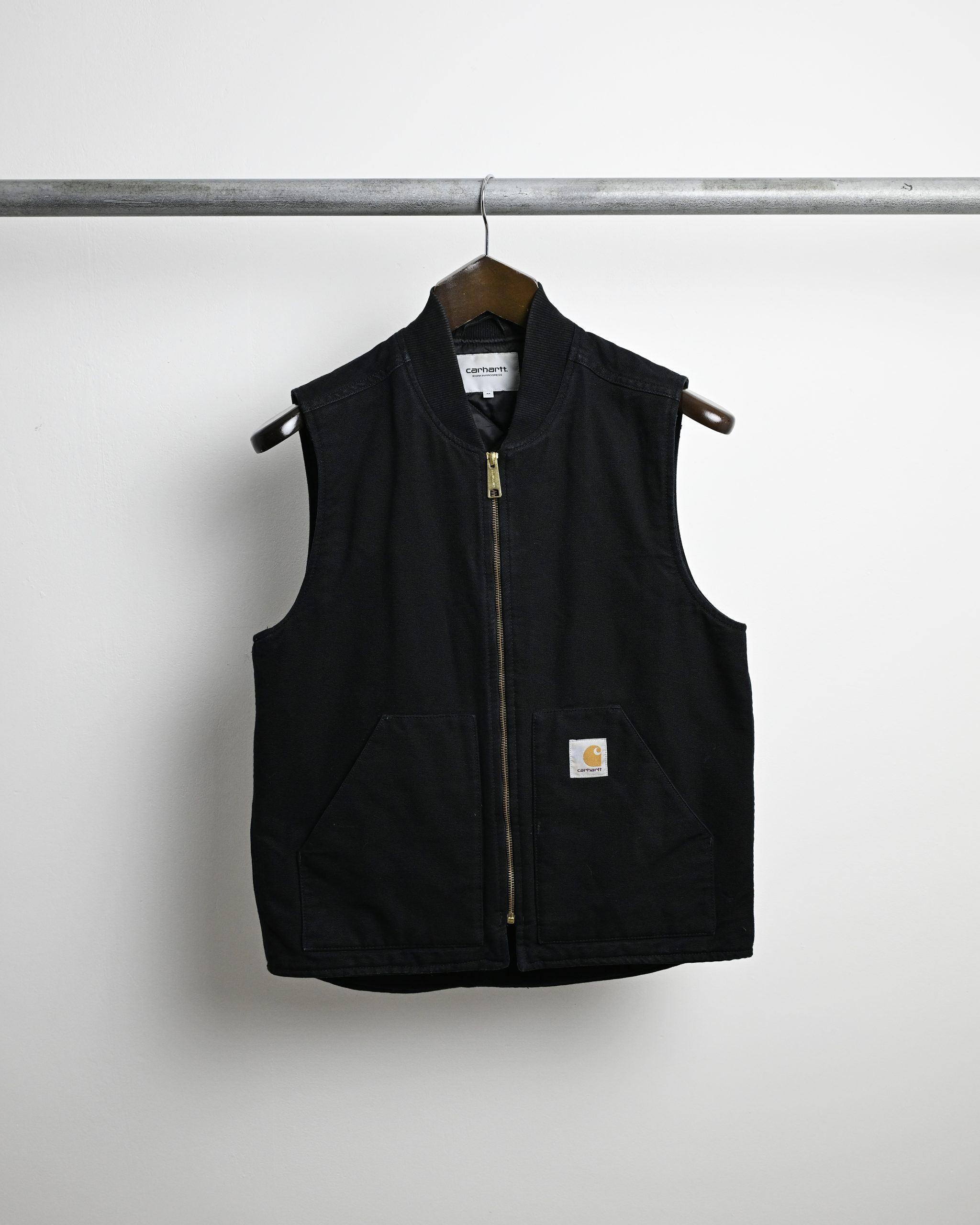 CARHARTT WIP CLASSIC VEST BLACK CANVAS (M) - Jazzy Badger