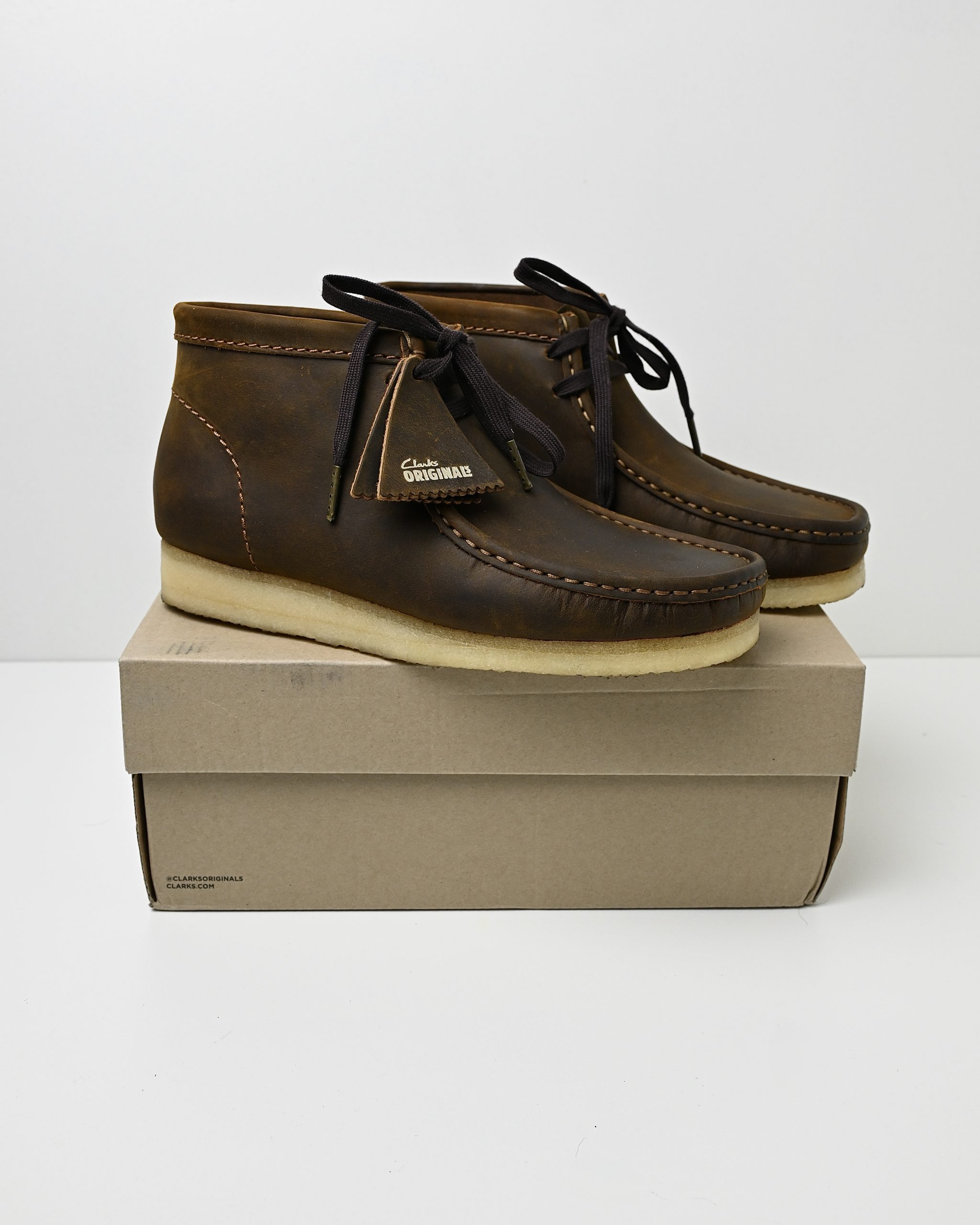 CLARKS ORIGINALS WALLABEE BOOT BEESWAX (UK7)