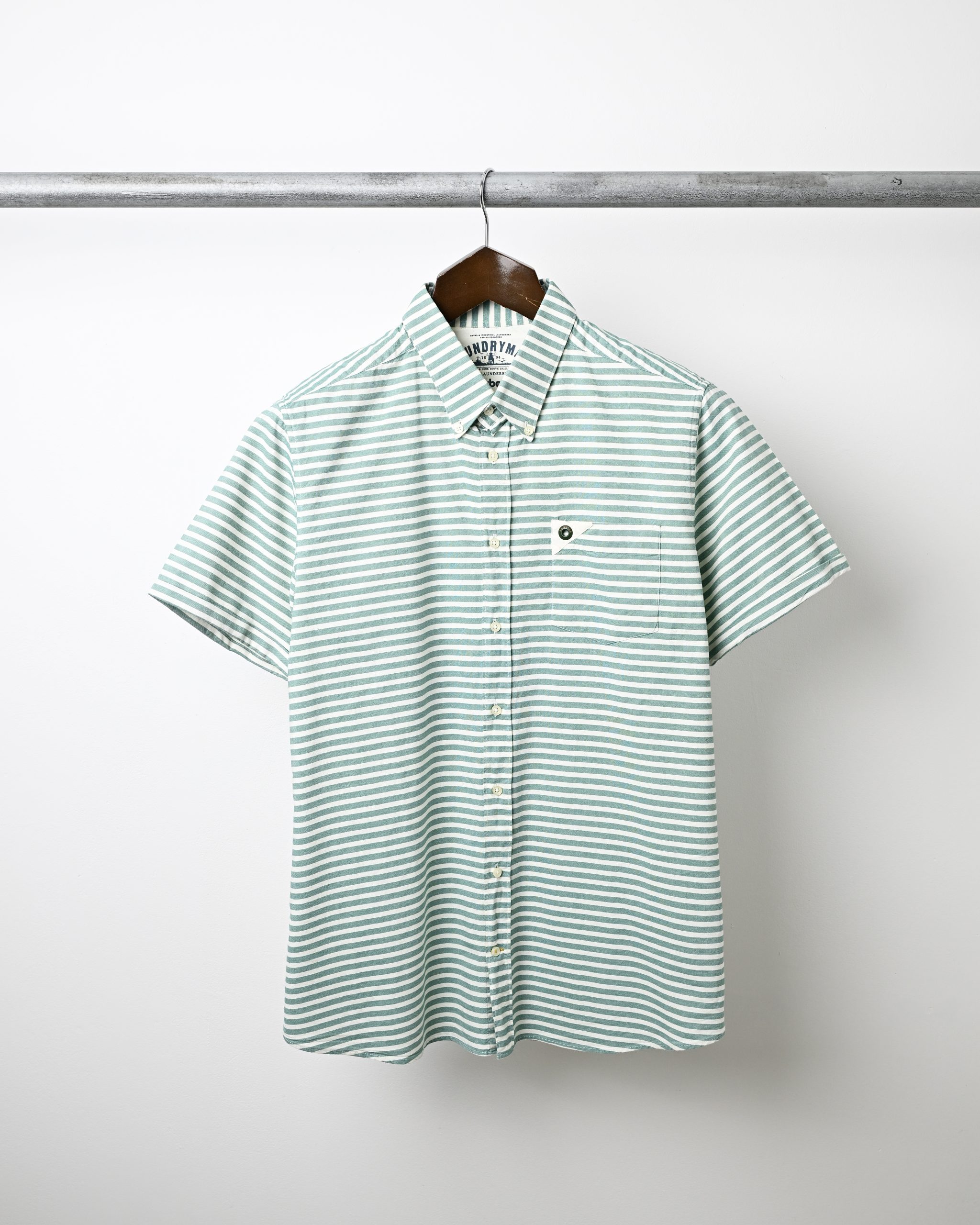 BARBOUR LAUNDERED STRIPE SHORT SLEEVE SHIRT (L)