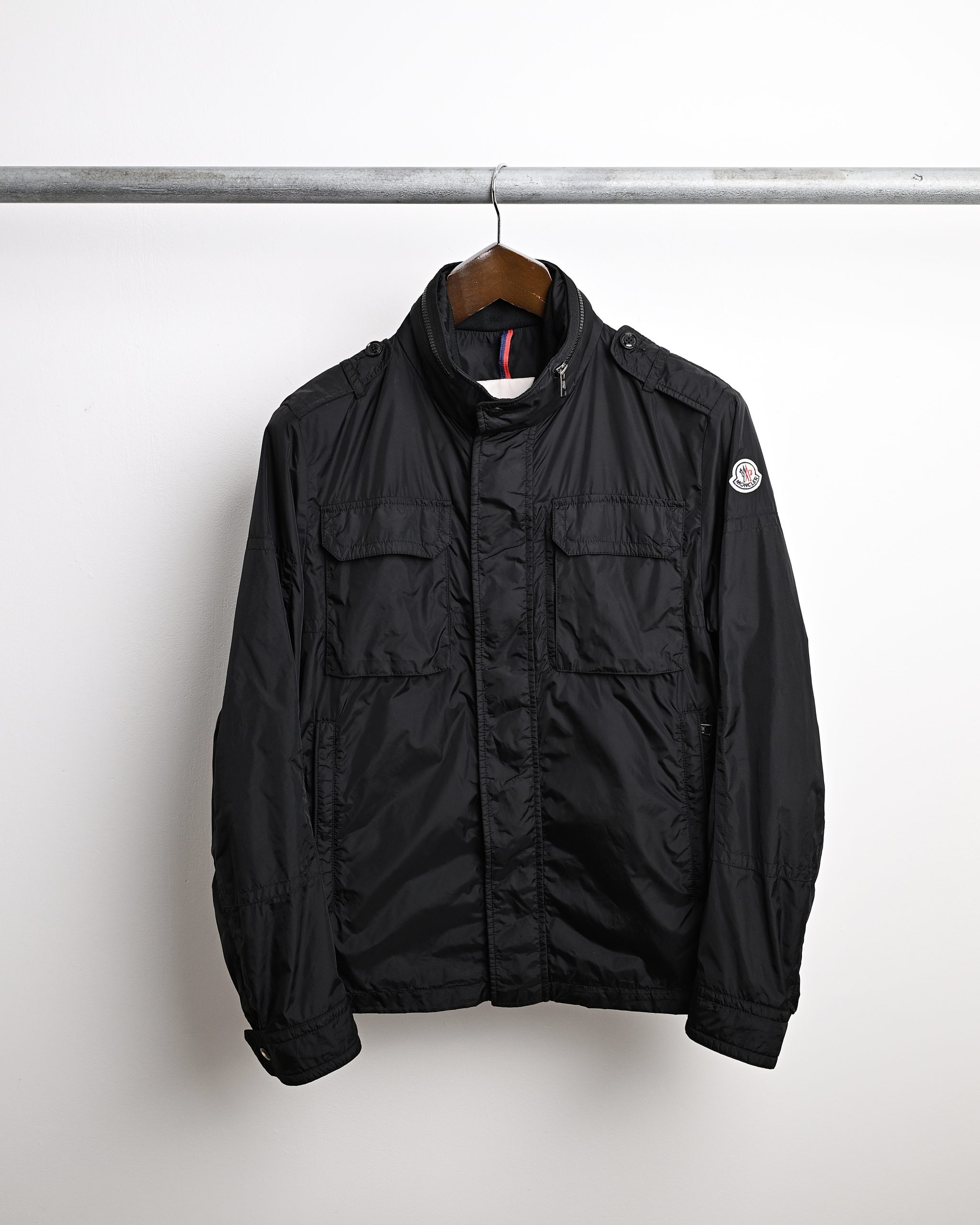 MONCLER JONATHAN NYLON FIELD JACKET (3) - Jazzy Badger