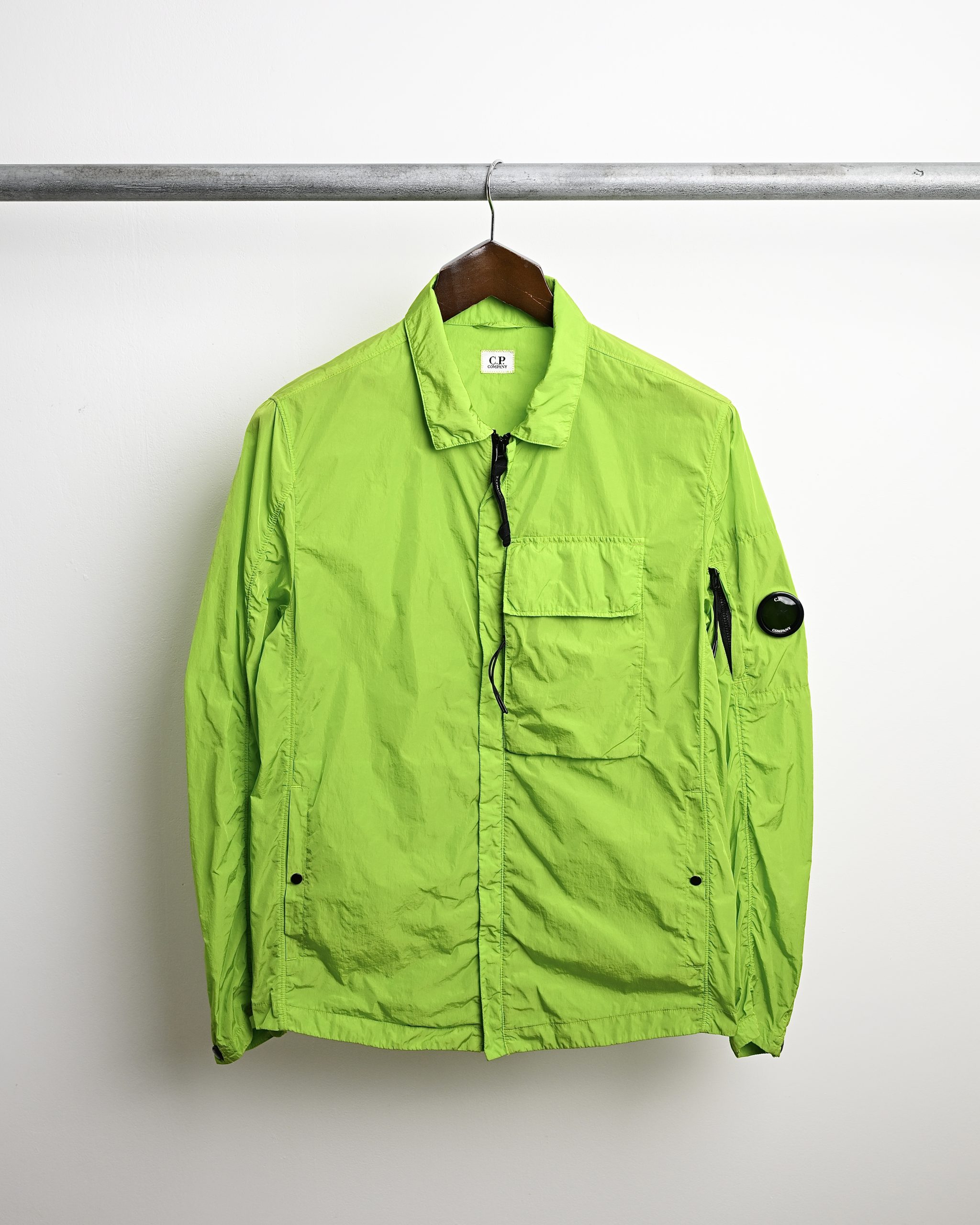 CP COMPANY CHROME NYLON ARM LENS OVERSHIRT (L)