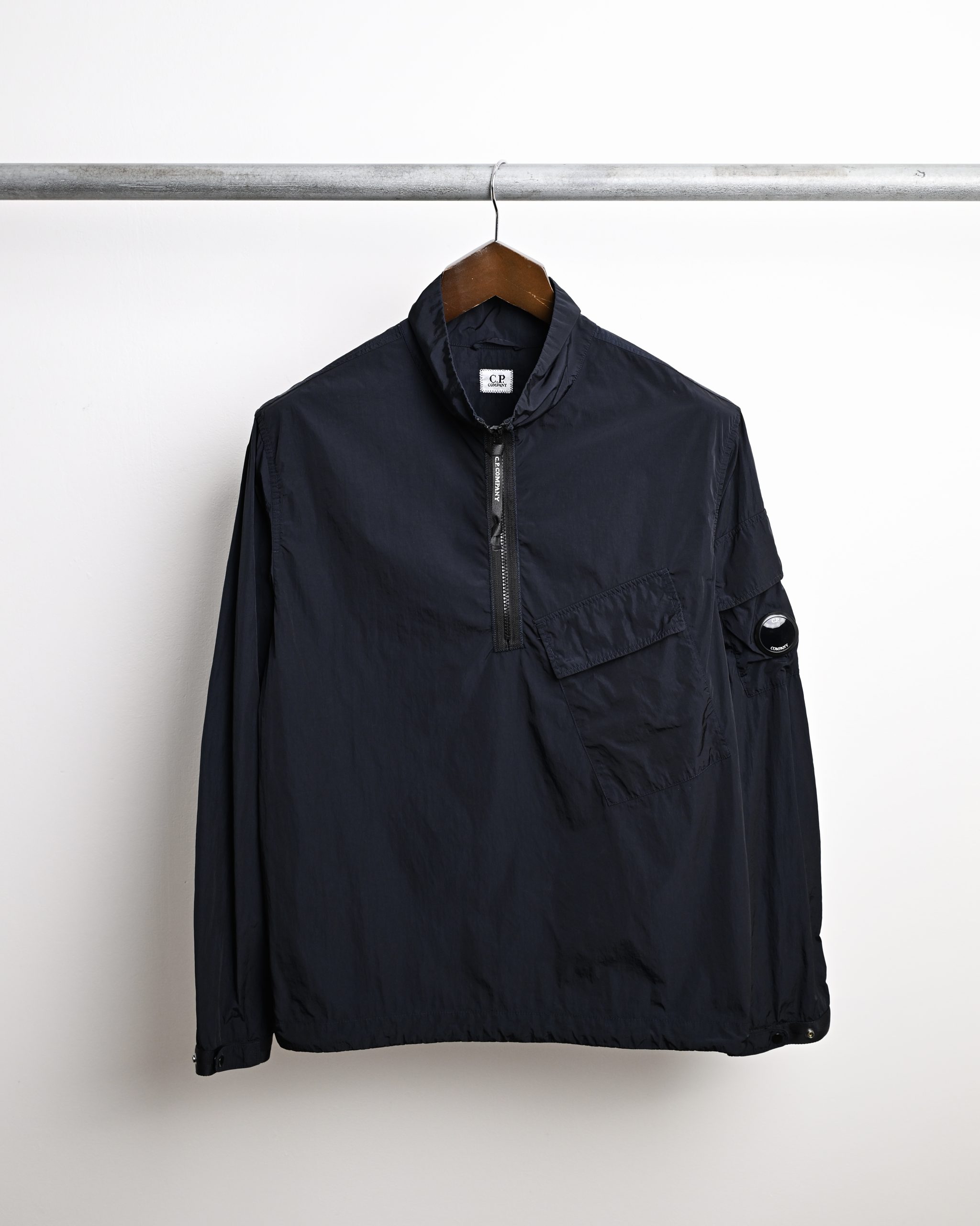 CP COMPANY CHROME NYLON HALF ZIP POPOVER OVERSHIRT (M)